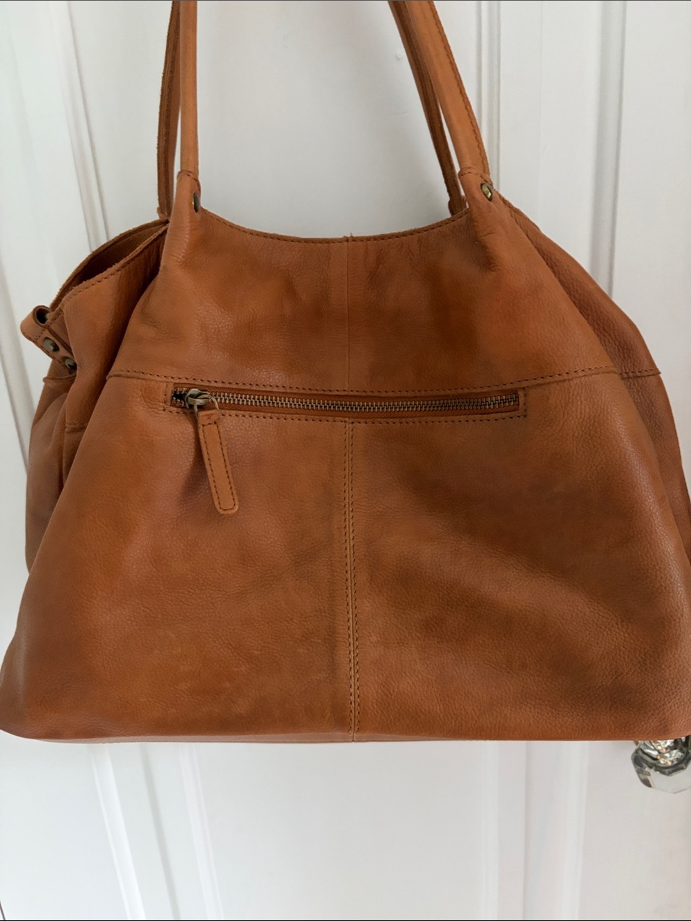 Vilenca Holland • Classic Tan Leather Handbag - Picture 8 of 9